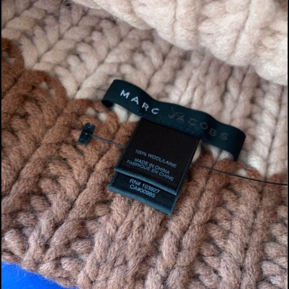 Marc Jacobs Knit Toque Hat Beanie with matching Mittens on String - unisex - Picture 7 of 7